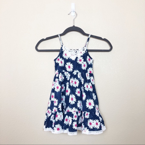 Pumpkin Patch Other - NWT Pumpkin Patch size 2 ruffle, floral dress